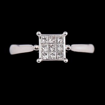 RING, 10 k guld, diamanter tot ca 0.40 ct.