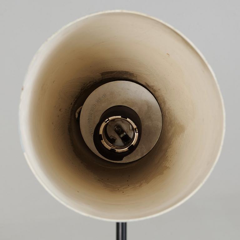 Greta Magnusson Grossman, golvarmatur, "G-33", Bergboms, Malmö 1950-tal.