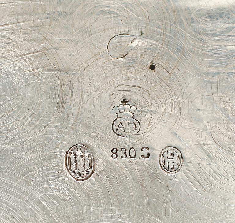 SKÅL, silver, Danmark 1919. Vikt ca 443 g.