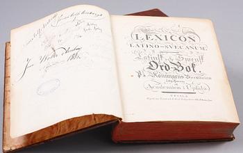 BÖCKER, vol I-II "Lexicon Lation.Svecanum", Uppsala 1790.