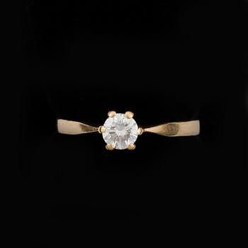 RING, 18k guld, briljantslipad diamant, 0,36 ct. Vikt ca 2 g.
