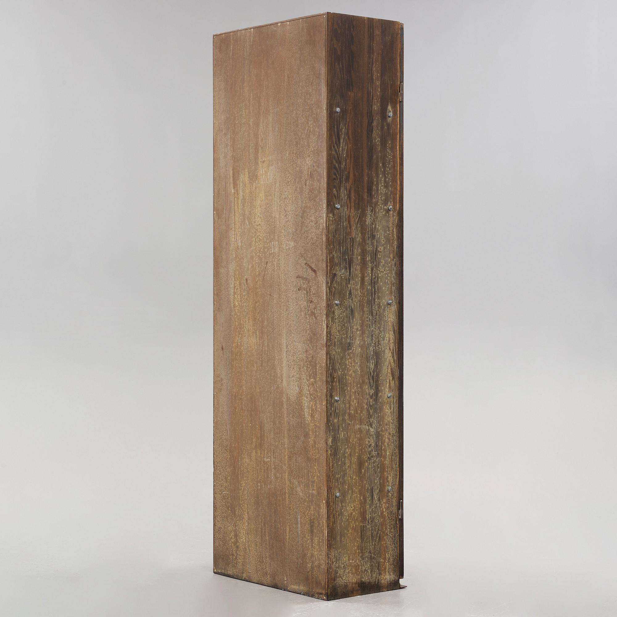 Jonas Bohlin, "Slottsbacken", skåp, Källemo ca 1987.