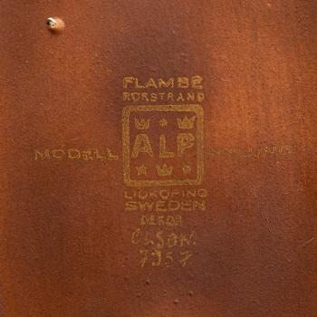 Gunnar Nylund, a stonewear "Flambé" urn with lid, Rörstrand.