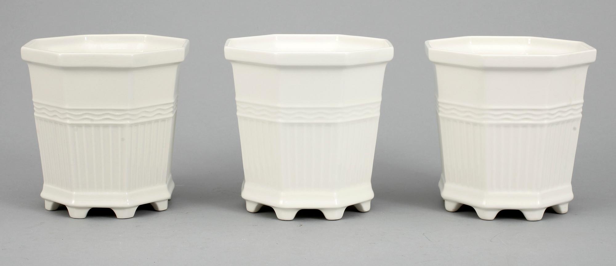 YTTERFODER, 4 st, porslin, Waldermarsudde, Prins Eugen, Gustavsberg och Rörstrand. Formgiven 1915.