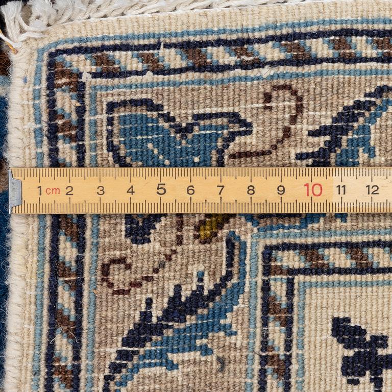 Matta, Nain, ca 300 x 192 cm.