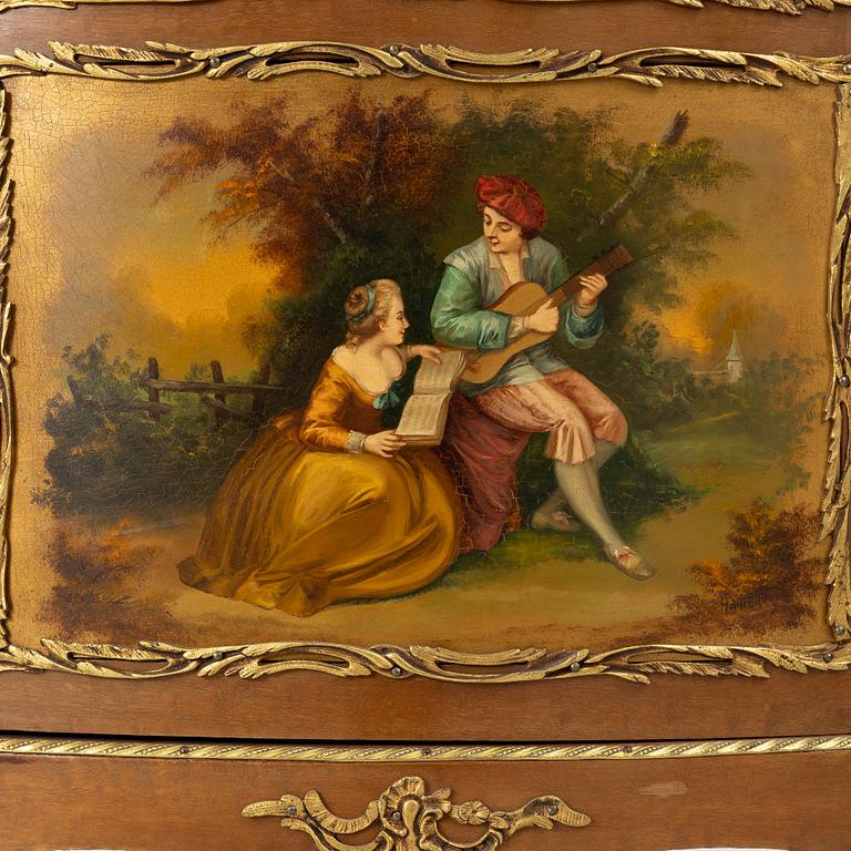 Vitrinskåp, Louis XV-stil, 1900-tal.