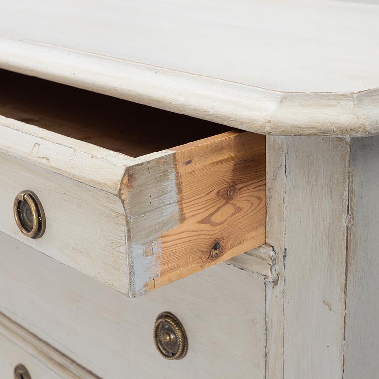 A chest of drawers, late 19th Century.