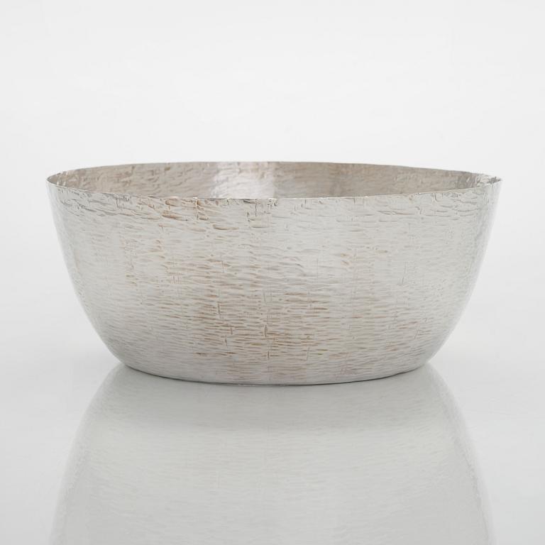 Tapio Wirkkala, boolimalja ja -kauha, hopeaa, palisanteri, Kultakeskus, Hämeenlinna, 1974.