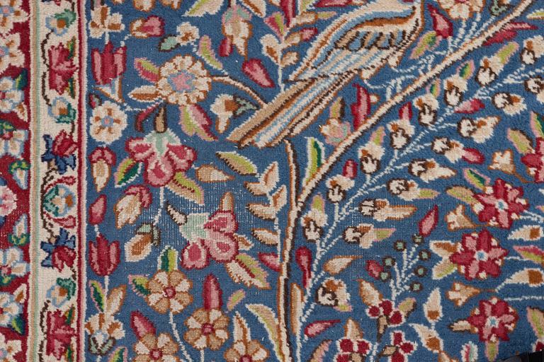 Carpet, Kirman, approx. 300 x 195 cm.
