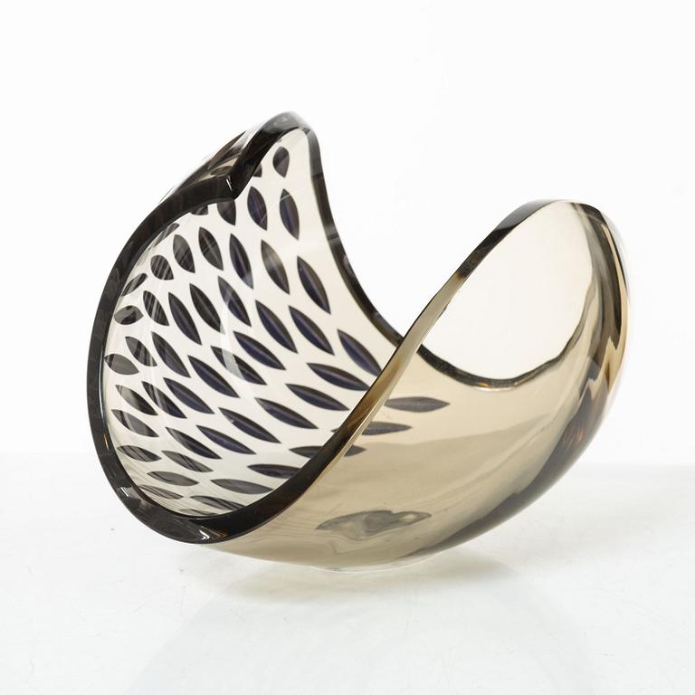 Lena Bergström, "Seedpod", from the series "Tellus", Kosta Boda.