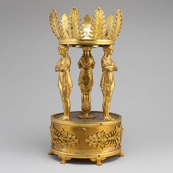 An Empire-style bronze centre piece, ca 1900.