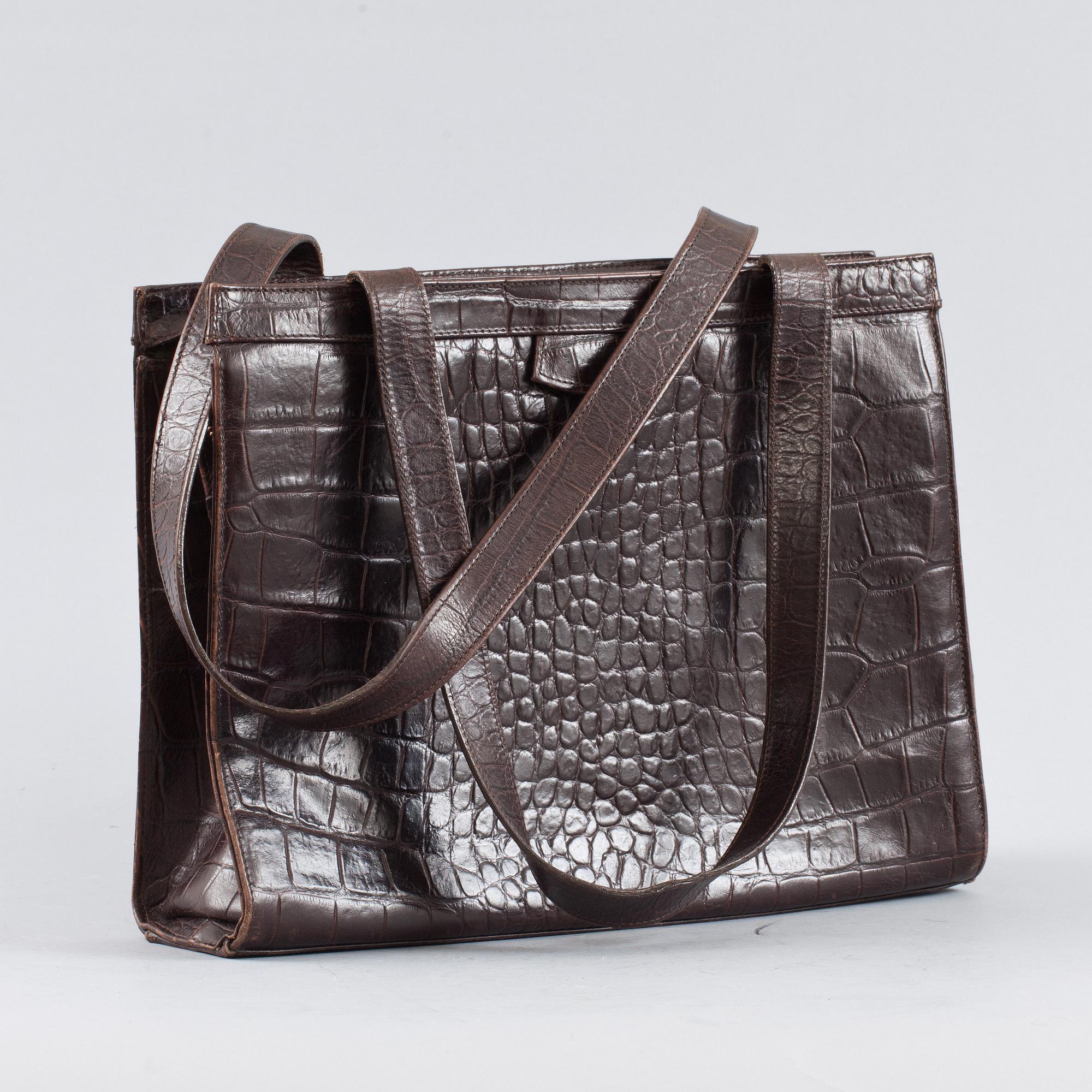 AXELREMSVÄSKA, Mulberry, 1900-talets slut.