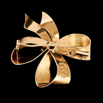 BROSCH, 18k guld. Juvelerare AB J Petterssons eftr, Stockholm 1930. Vikt 9 g.