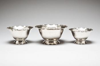 SKÅLAR, 3 st. Silver, div svenska mästare. 1924,-26,-27. Tot   670g.
