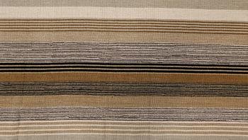 MATTA, 1900-talets andra hälft, ca 303 x 197 cm.