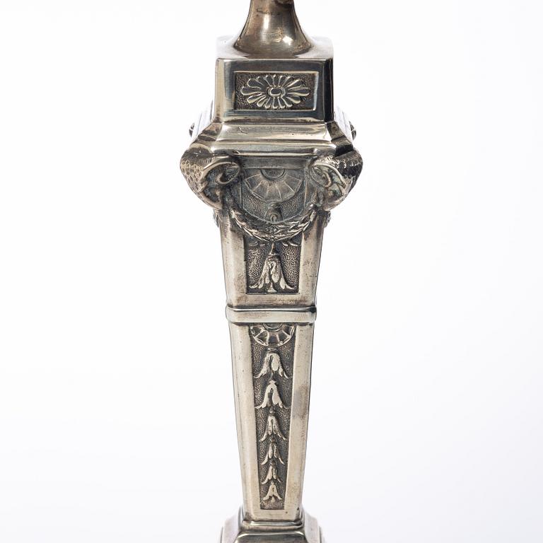 Lale Silverware & Co Ltd, kandelaber, silver, Louis XVI-stil, Istanbul, Turkiet 1900-tal.