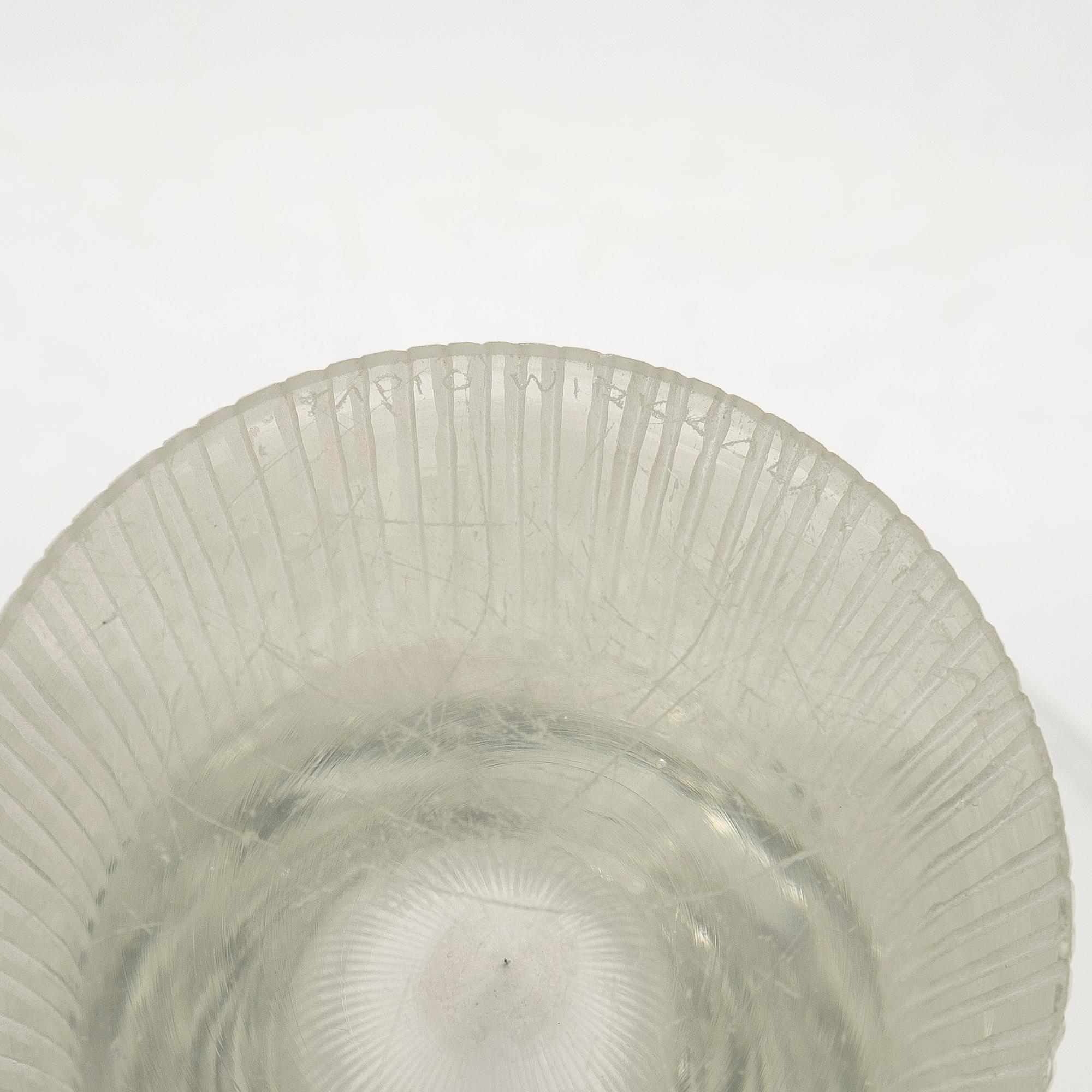 Tapio Wirkkala, maljakko, lasia, ”Kantarelli”, signeerattu Tapio Wirkkala Iittala.
