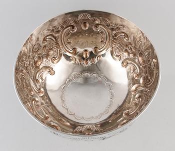 BÅLSKÅL, silver, Carrington & Co, 130 Regent St, London, 7926, Birmingham 1909. Vikt ca 1337 g.