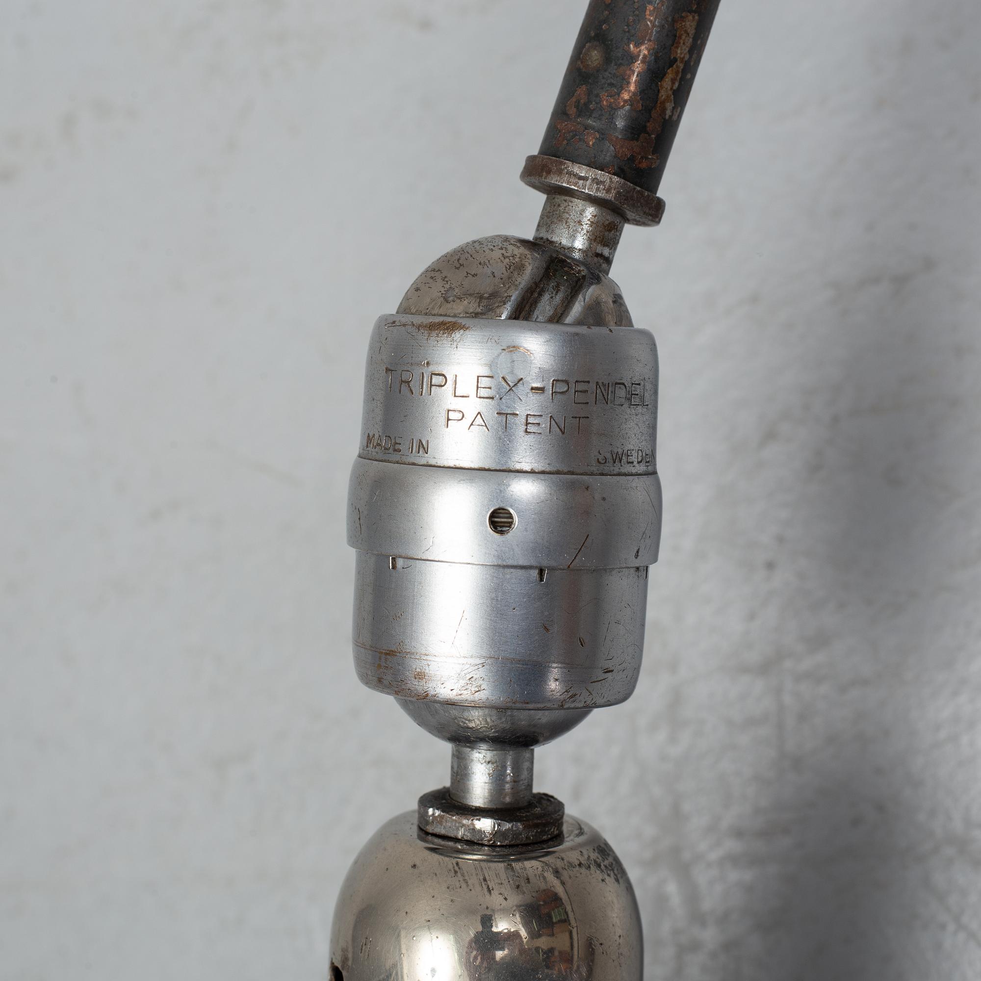 A 'Triplex-Pemdel' industrial lamp, mid 20th Century.