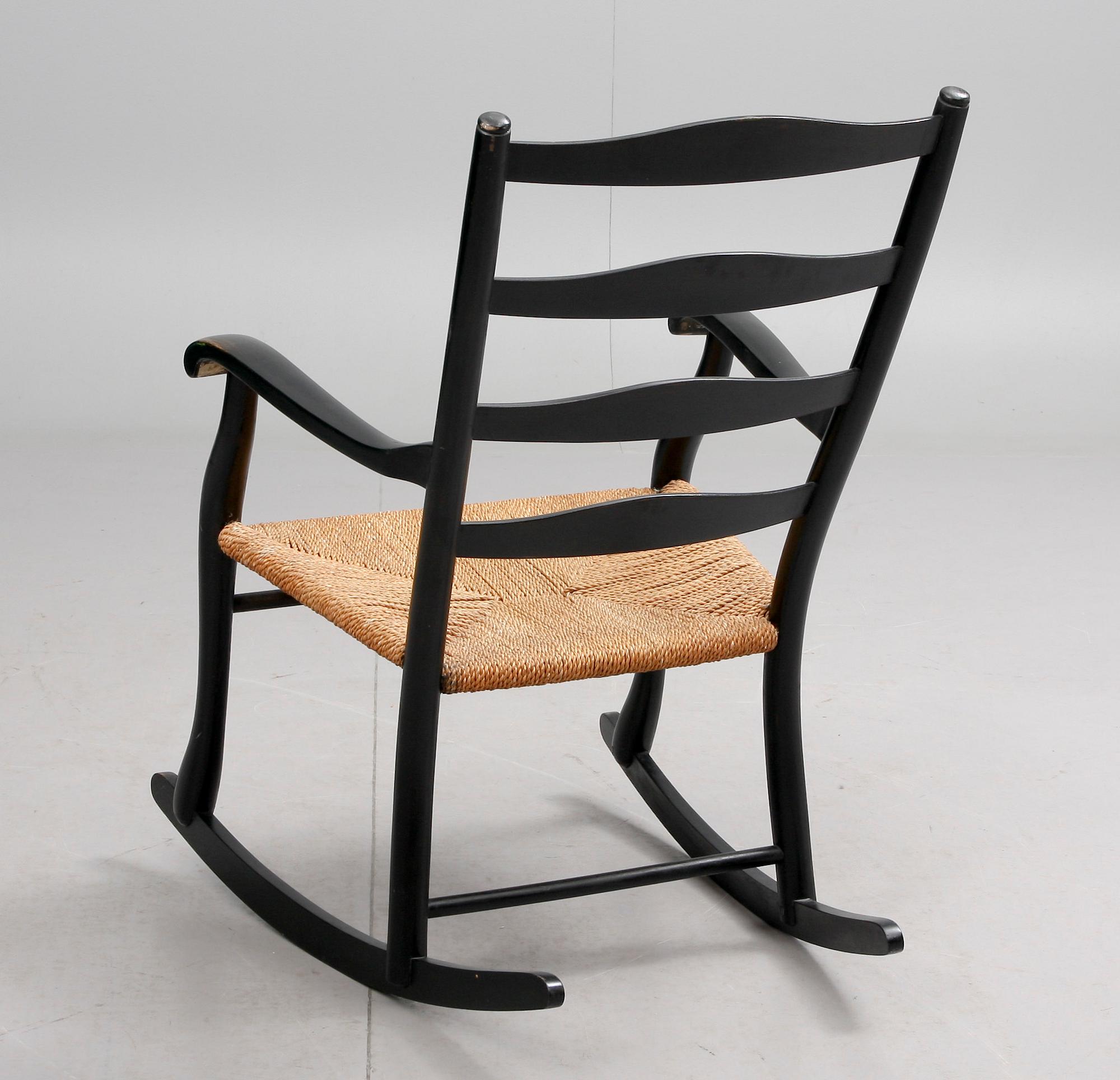 GUNGSTOL, modellnr 5248, möjligen design Uno Åhren, Gemla, 1900-tal.