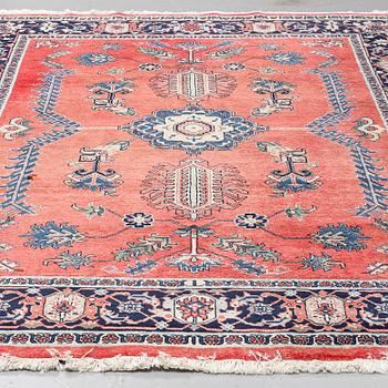 A CARPET, Old Noth west persian, ca 259 x 183 cm.