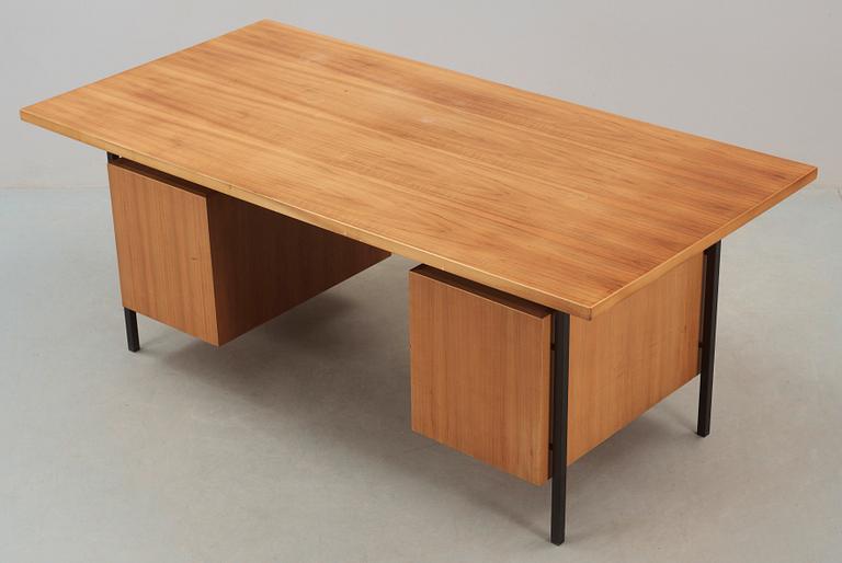 SKRIVBORD, "Large Executive Desk", Florence Knoll, Knoll International, NK:s verkstäder i Nyköping, 1964.