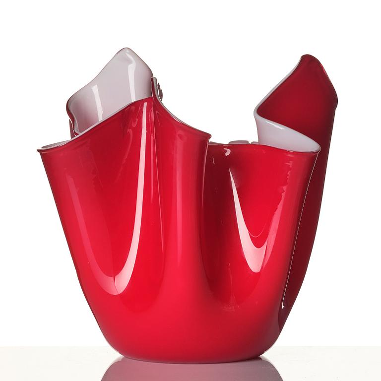Fulvio Bianconi & Paolo Venini, a "Fazzoletto" bowl, Murano, Italy, mid-20th century.