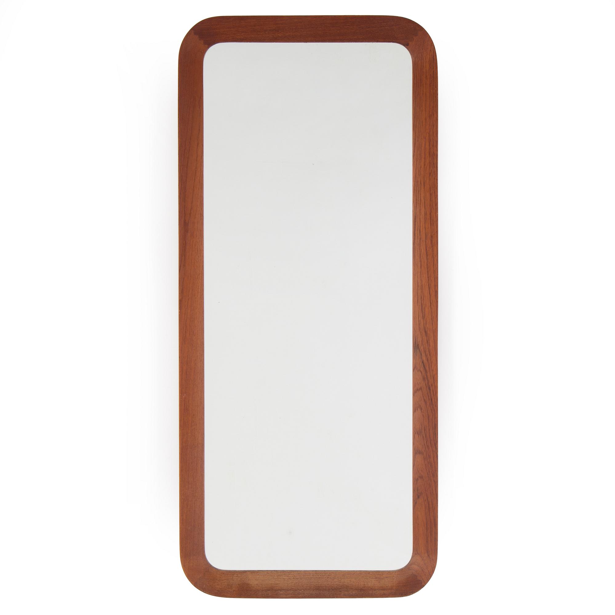 A mid 20th century mirror by G&T.