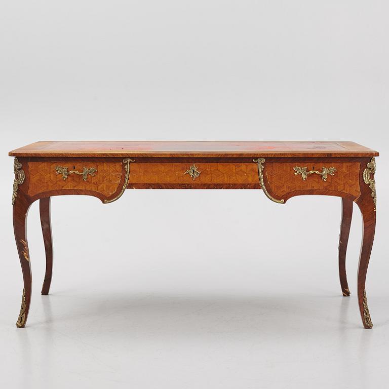 A Louis XV-style bureau plat desk, early 20th century.