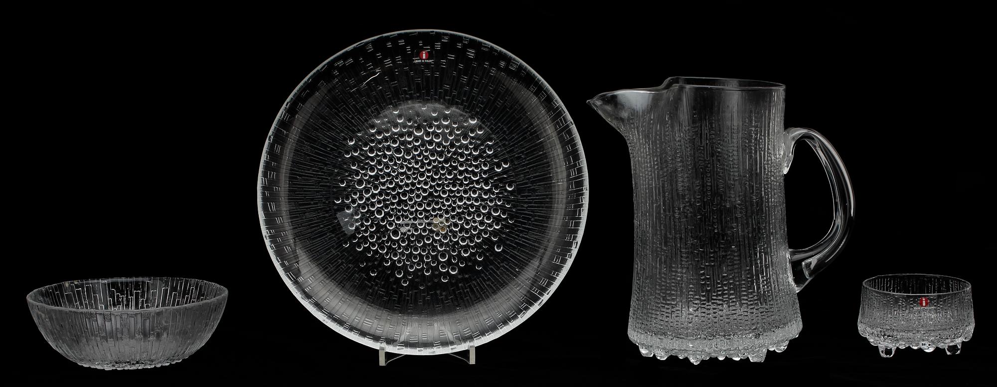 SERVIS, 94 delar, glas, "Ultima Thule", Tapio Wirkkala, Iittala, Finland.