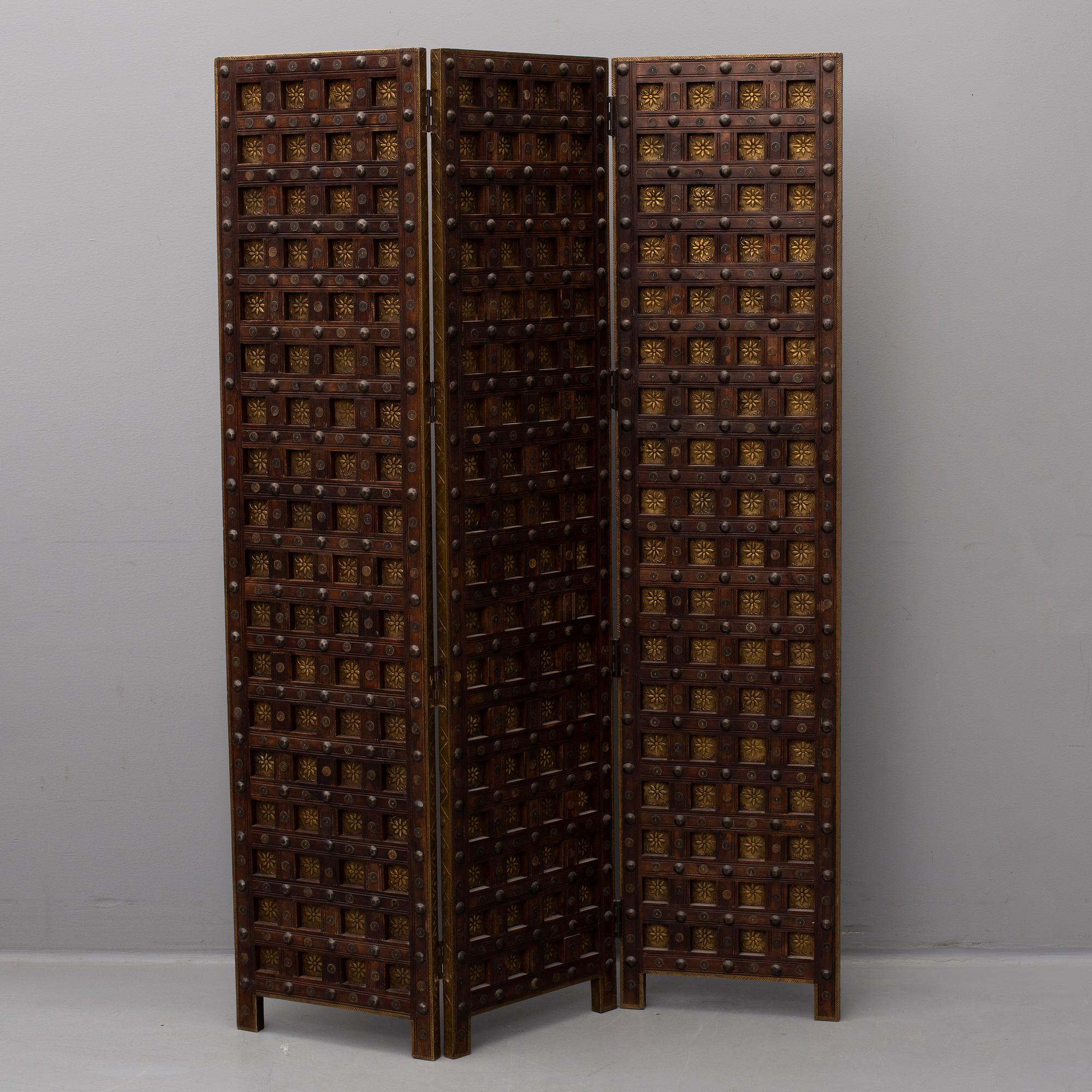 A 21st century folding screeen.