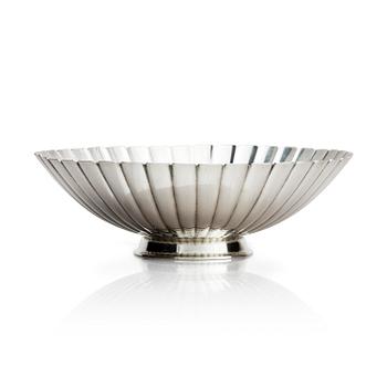 446. Georg Jensen, a sterling silver bowl, design no 856A, design Sigvard Bernadotte, Copenhagen 1945-77.
