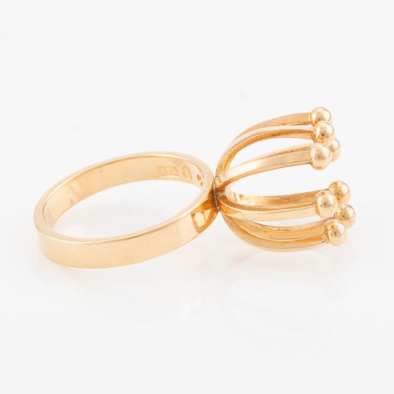 Cecilia Johansson 18K gold ring.