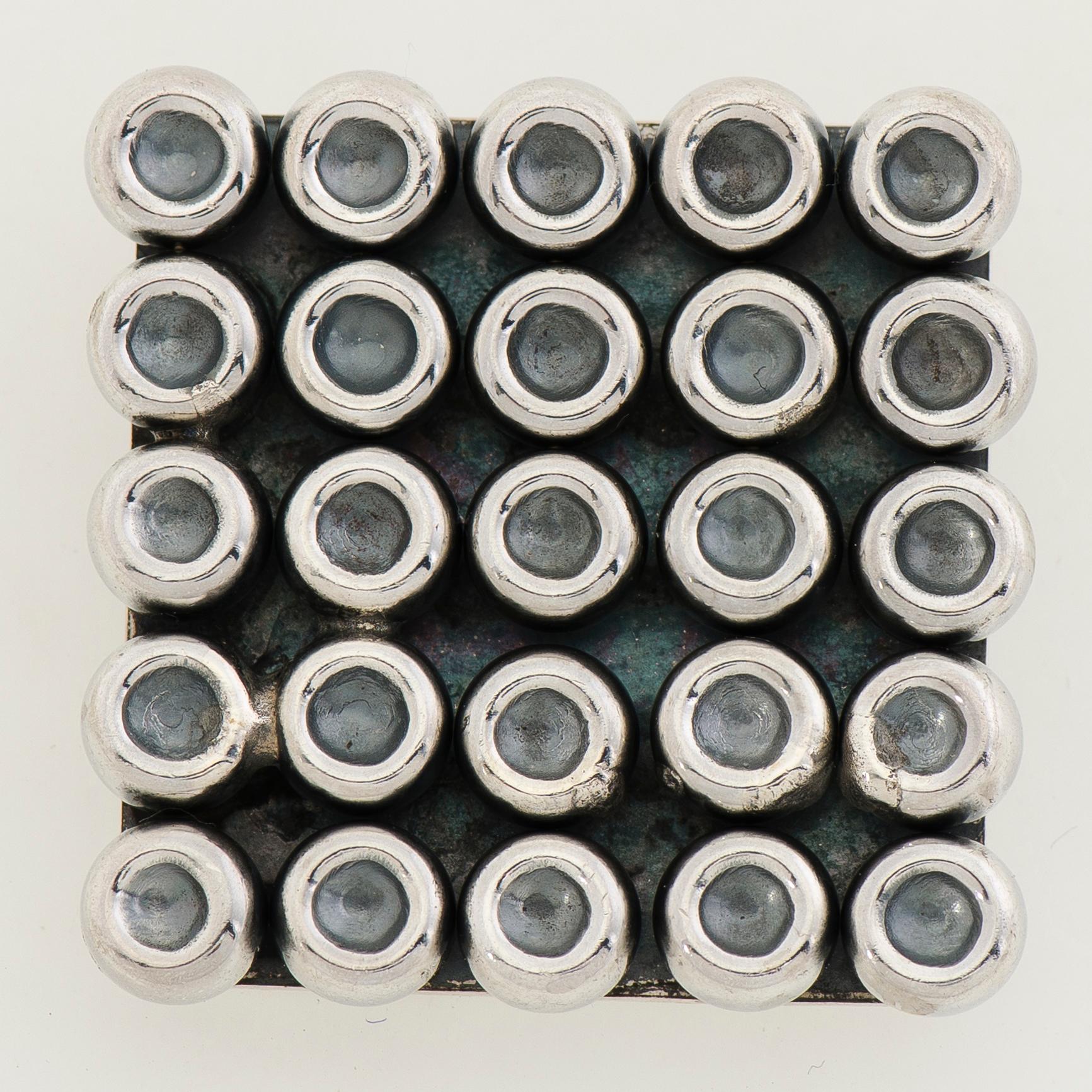 KAIJA AARIKKA, RINTAKORU, "Helmimeri", hopeaa. 1964.