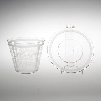 SKÅL med FAT, glas, Edward Hald, Orrefors, signerad och daterad 1925.