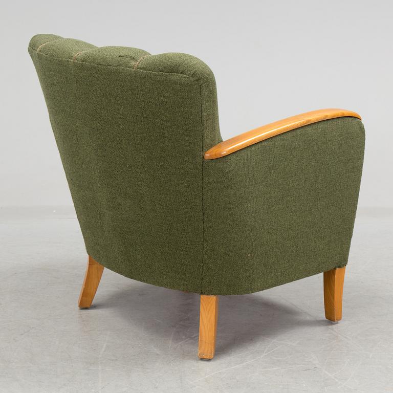 A 1930-/40s armchair.