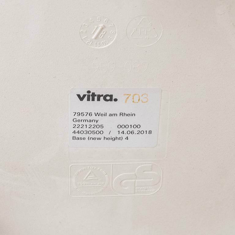 Charles & Ray Eames, chair, "Plastic Side Chair DSW RE", Vitra.