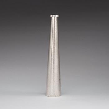 A Rey Urban sterling vase, Stockholm 1962.