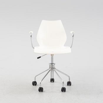 Vico Magistretti, kontorsstol, "Maui", Kartell, Italien.
