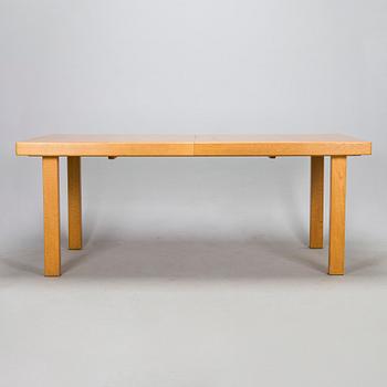 Carl Gustaf Hiort af Ornäs,  matbord, "Näyttely Senior", stolar, 6 st, HMN Huonekalu Mikko Nupponen 1900-talets mitt.