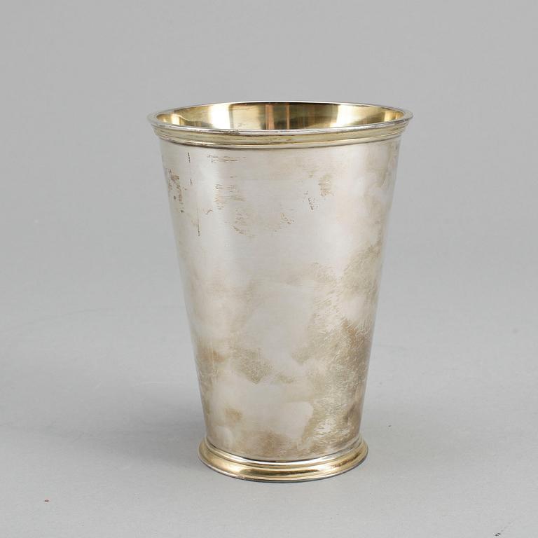 BÄGARE, silver, Georg Persson, Västerås 1962. Vikt 206 gram.