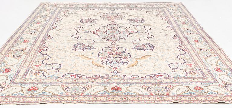 A Semi Antique Keshan carpet, c. 406 x 280 cm.