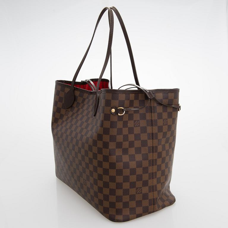 Louis Vuitton, "Neverfull GM" laukku samt pochette.