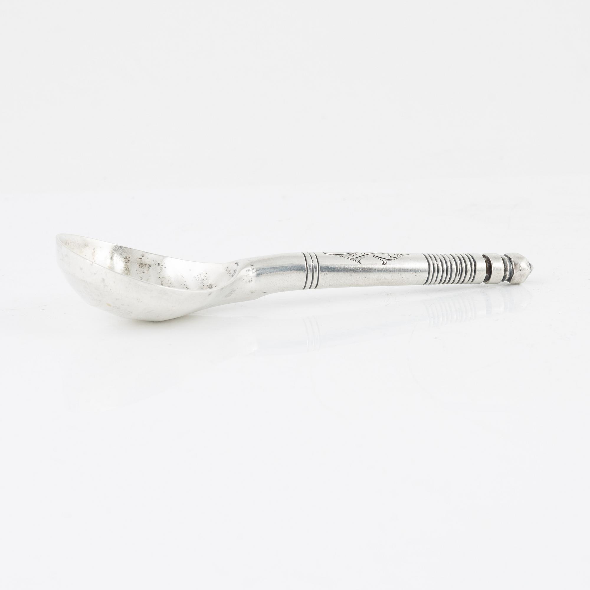 A Russian Silver Spoon, mark of Brothers Gratshew, St Petersburg 1896-1908.
