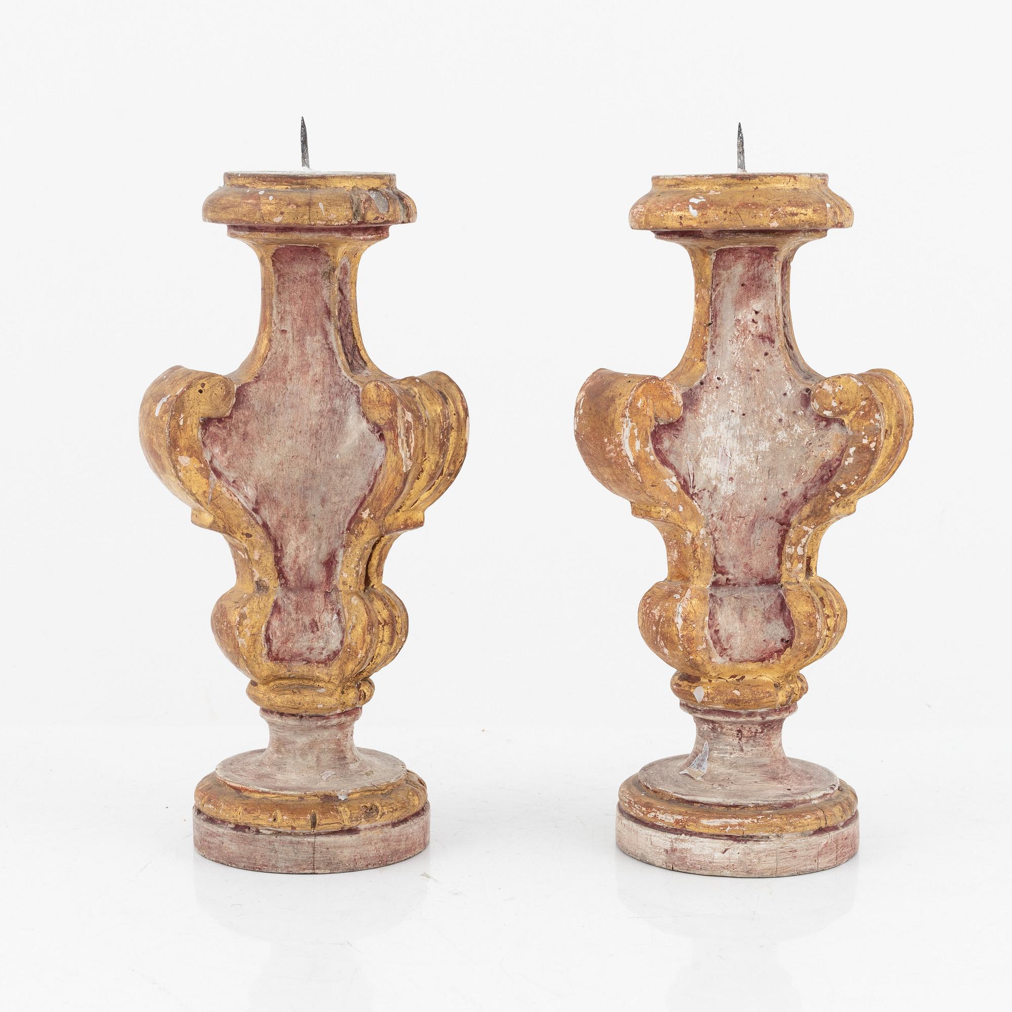 Altarljusstakar, ett par, Barock, 1700-talets första hälft.