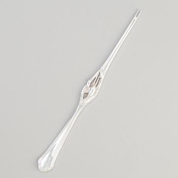 Seafood cutlery, 12 pieces, silver, 20th century.