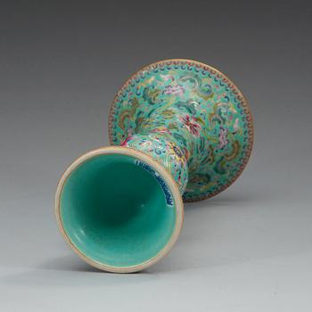 A famille rose against turquoise ground vase, 20th Century, with Qianlong mark.