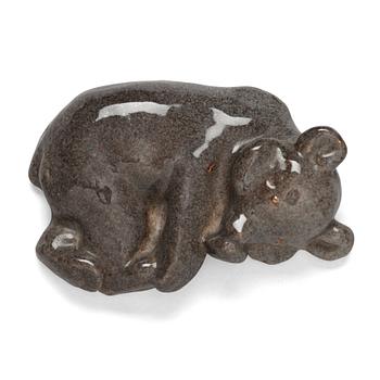 107. Michael Schilkin, a stoneware sculpture of a bear, Arabia, Finland.