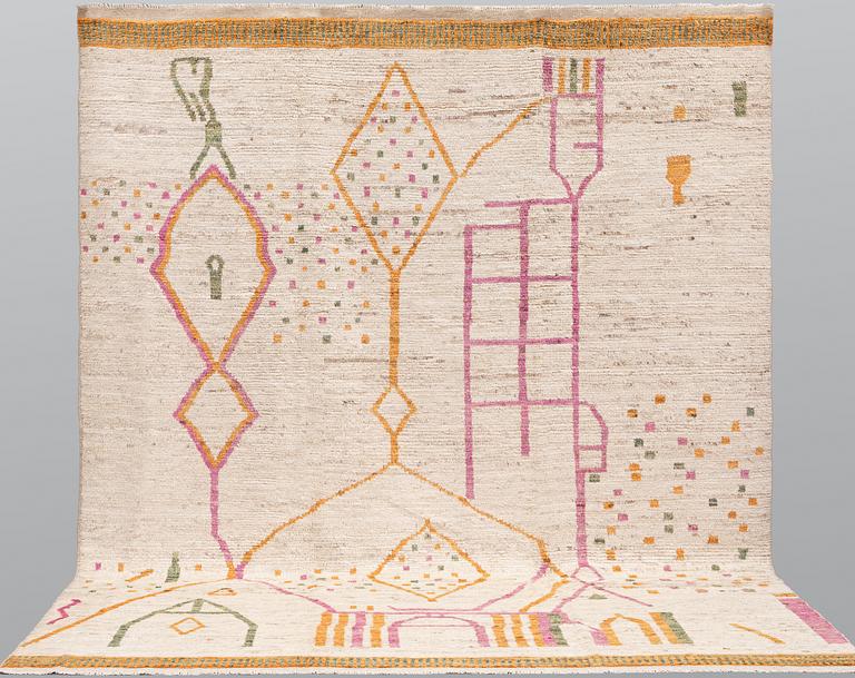 A rug, Morocco design, approx. 297 x 245 cm.