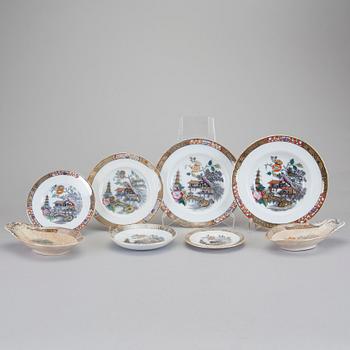 SERVISDELAR, "Japan", ca 134 delar, flintgods, Rörstrand, 1900-talets början.
